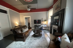 LARGE ONE BEDROOM-3 BLOCKS TO CAMPUS- FAMILY OWNED Available July 2023