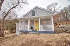3br-Freshly painted inside & out, Luxury Vinyl Plank home.