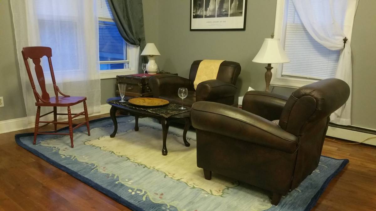 Beautiful Furnished 2 Bedroom, Utilities Included - Avail now