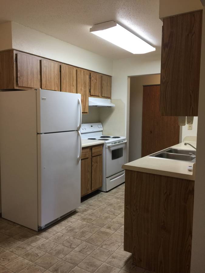 NO income limits: 2-Bedrooms for Lease in Willmar at Cardinal Manor