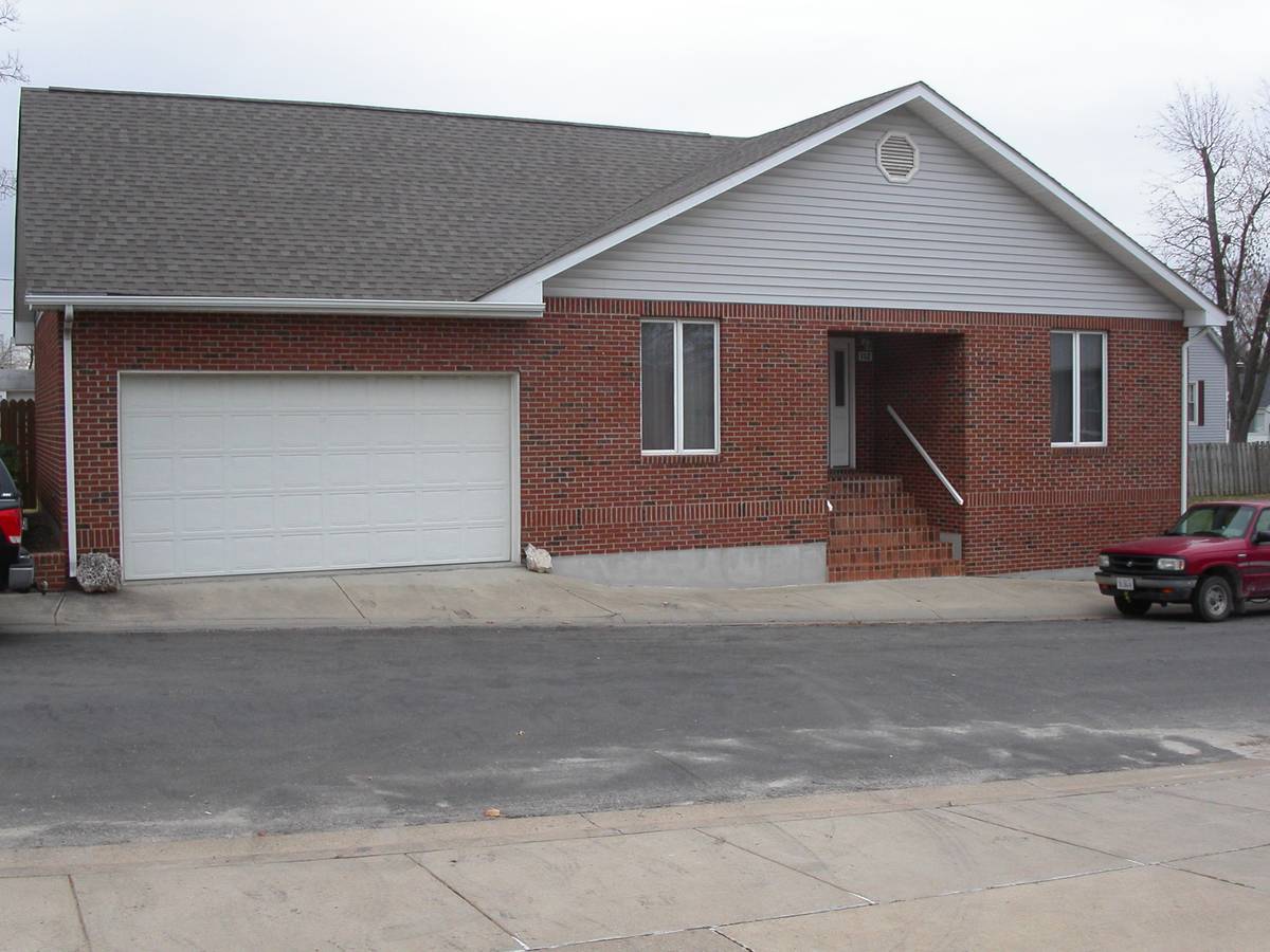 Two bedroom house for rent in Columbia, IL