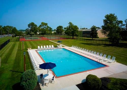 Swimming pool with sun deck, Bike Share Program, Swim club