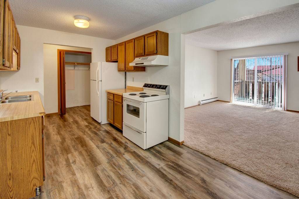 Great place, great price! Come visit us today! 3 bed, 1 bath!