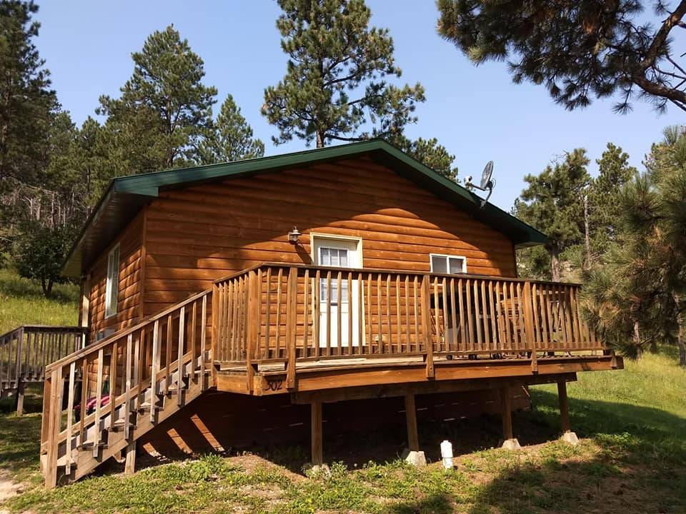 Log Cabins for rent, 2bdr 1bth starting at $1400, all utilities incl.