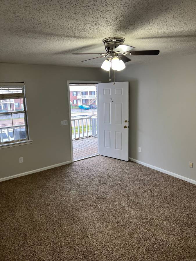 Don't Miss This Remodeled Apartment!
