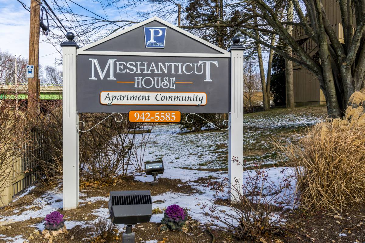 Call Meshanticut House Your New Home!
