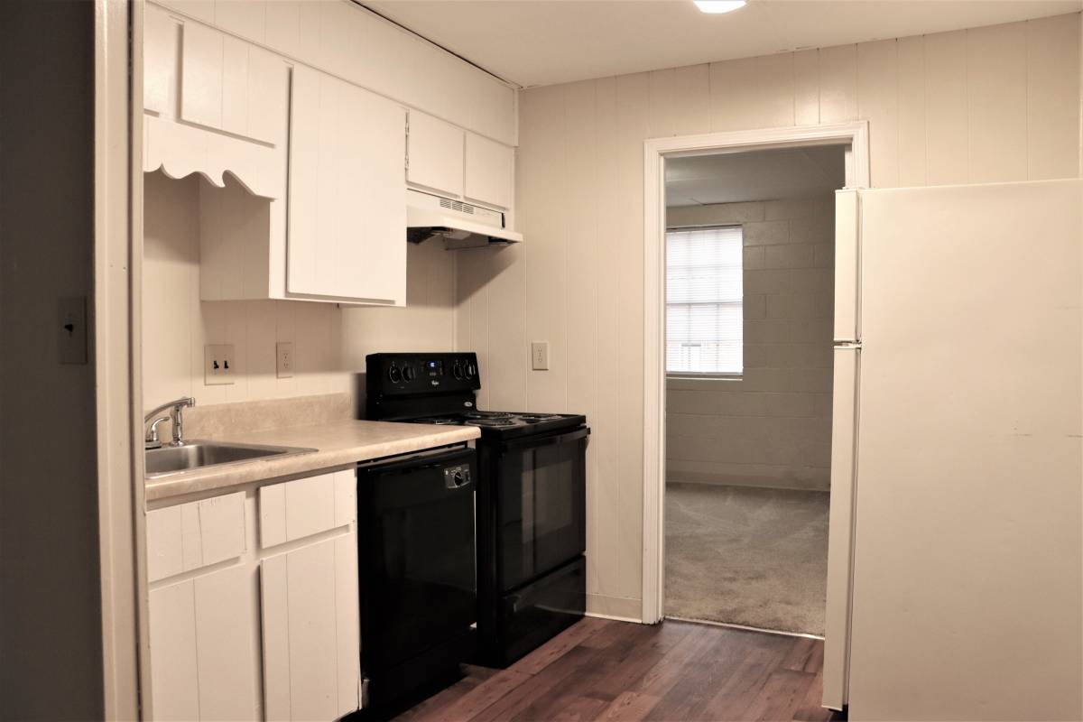 ONE BEDROOM APARTMENTS AVAILABLE1 ONLY $535