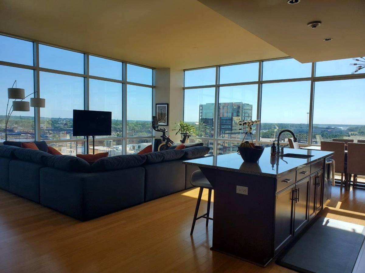 300 Third Tower, LUXURY Downtown Living, Furnished with Utilities Paid