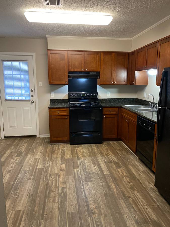 2 bedroom - 2 bath Ask About Move In Specials! SECTION 8 NOT ACCEPTED