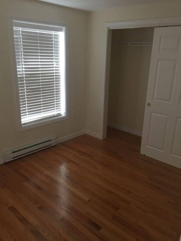 *Cozy efficiency studio apartment is available now!761 Portland Rd**